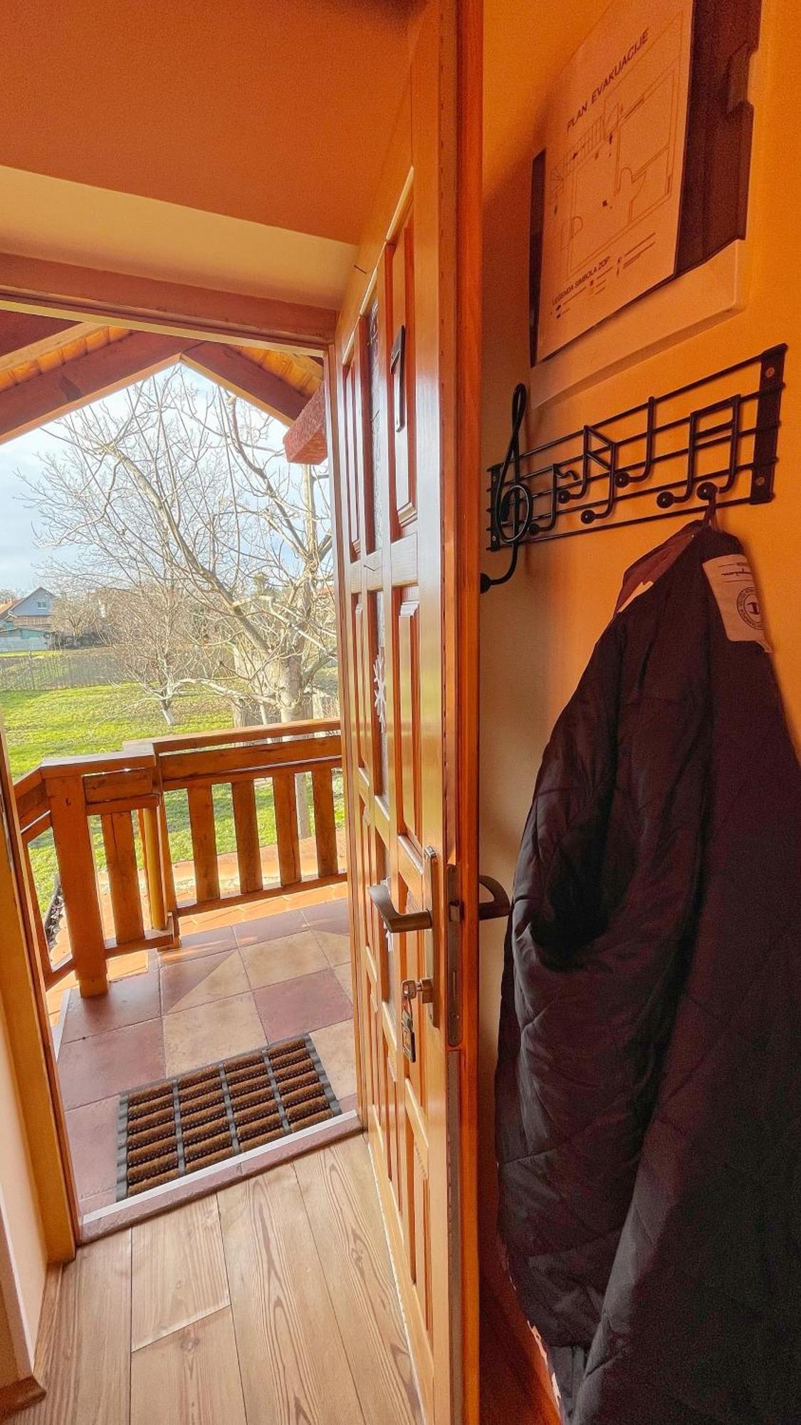 Eko Apartmani Backi Petrovac Exteriör bild