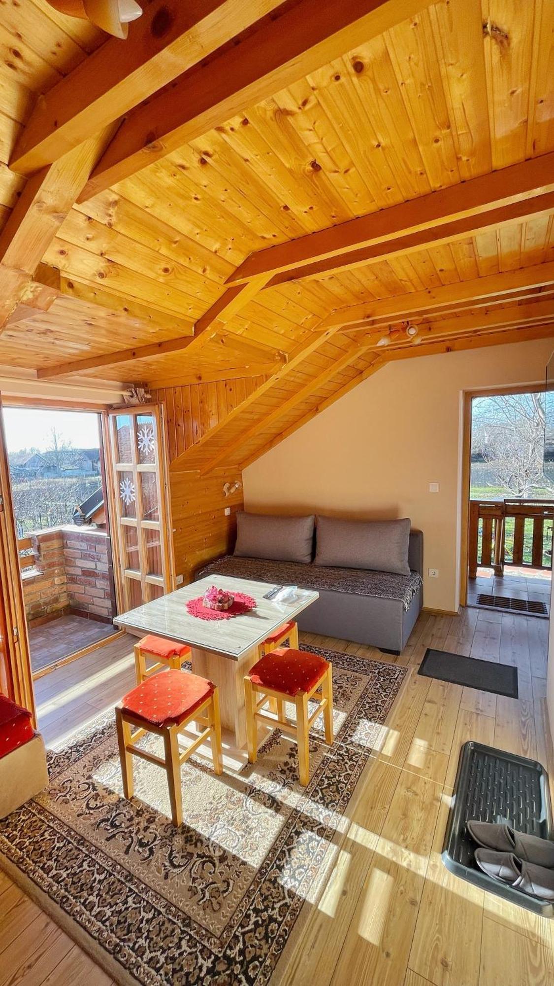 Eko Apartmani Backi Petrovac Exteriör bild